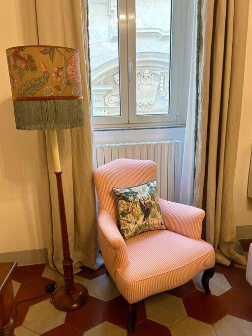 The Grand Tour Couette-café