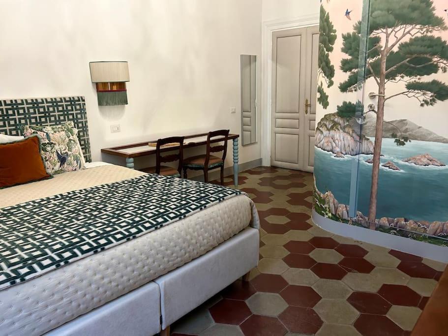 The Grand Tour Couette-café Rome